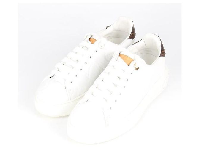 Louis Vuitton Big Monogram Timeout Sneaker Weiß
