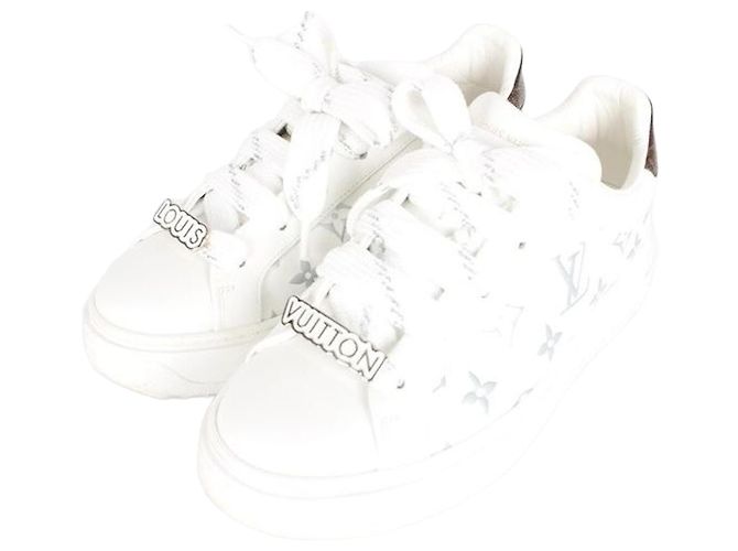 Louis Vuitton Timeout Sneakers Silver Weiß