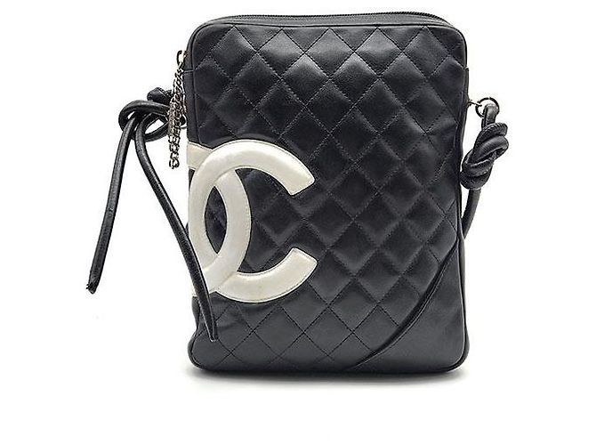 Chanel Borsa a tracolla in pelle di agnello Nero