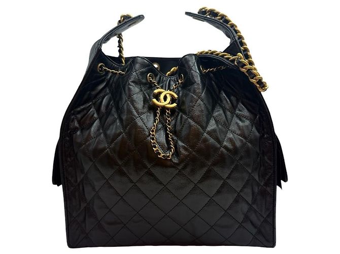 Chanel Sac à rabat Medium Noir