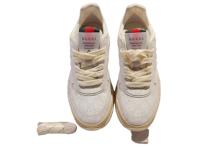 Gucci Baskets en toile blanches Taille New Multicolore
