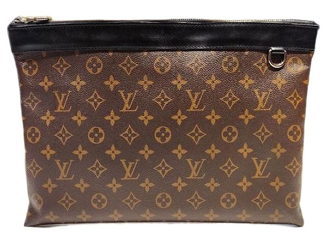 Louis Vuitton Pochette Monogram Discovery GM con chip integrado Multicolor