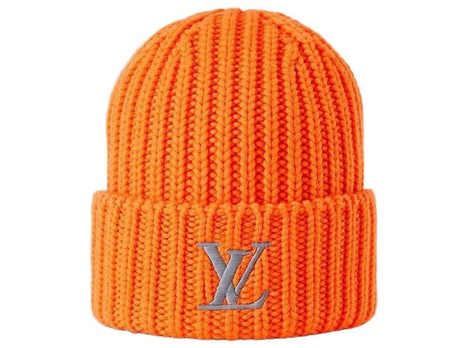 Louis Vuitton Gorro Only Gray Marrom