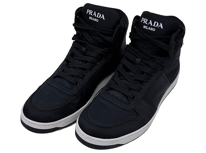 Prada High-Top-Sneaker aus Nylon-Gabardine Schwarz