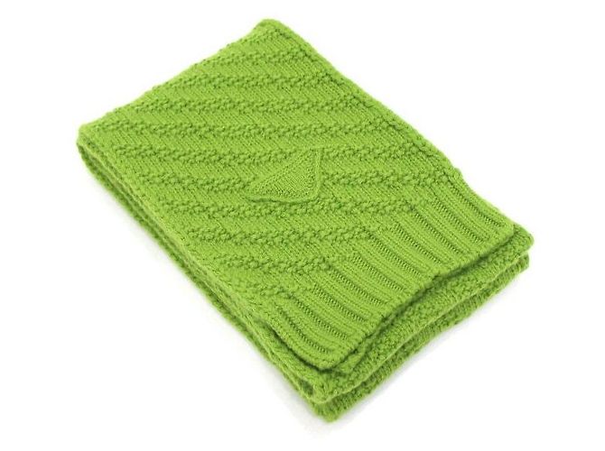 Prada Sciarpa in misto cashmere con logo a triangolo Verde