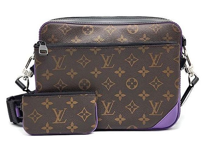 Louis Vuitton Monogram Trio Messenger Bag Brown