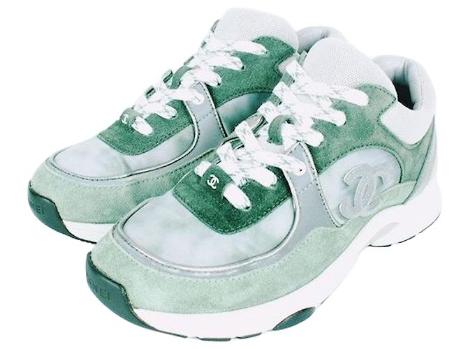 Chanel Baskets Cruise en daim vert