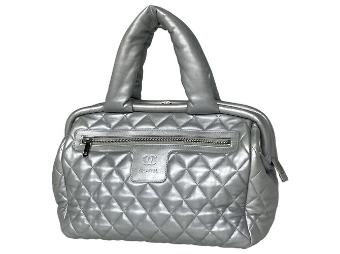 Bolsa Chanel Coco Cocoon Prata