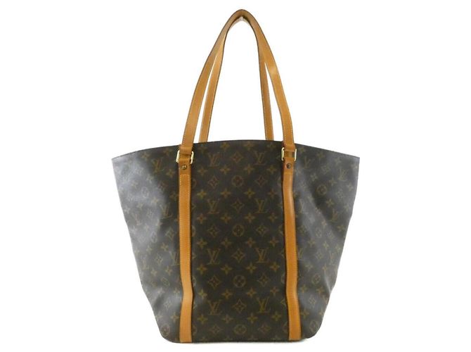 Bolsa de compras Louis Vuitton Monogram Marrom