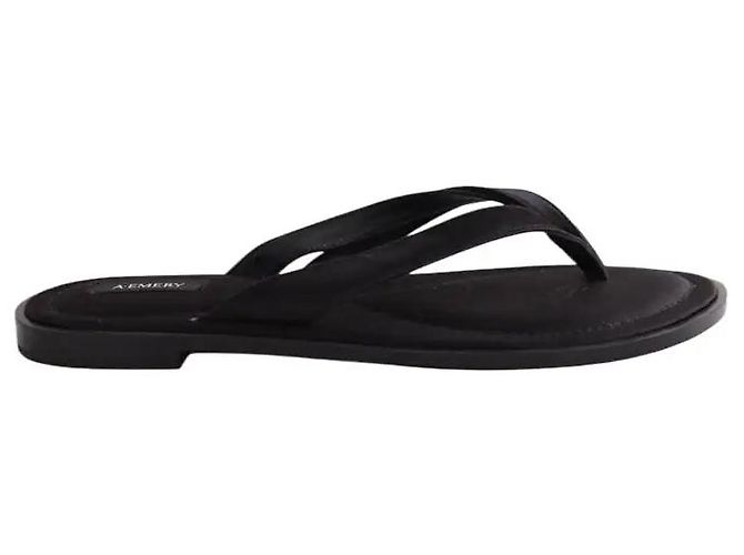 Autre Marque Black flip-flops