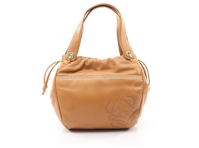 Loewe Anagram Handtasche aus beigem Leder