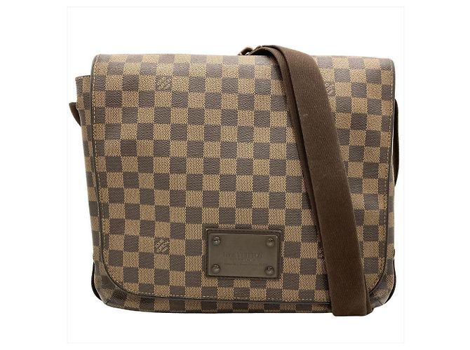 Bolsa de Ombro Louis Vuitton Brooklyn GM Marrom Damier ebene