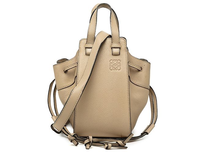 Bolsa Hammock de couro de bezerro granulado mini marrom LOEWE Bege