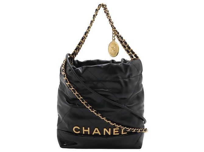 Borsa Chanel 22 in vitello lucido nero e vernice