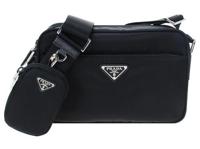 Prada Borsa a Spalla in Re-Nylon Nero