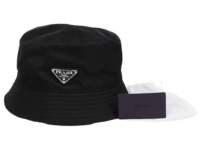 Prada Re-Nylon Bucket Hat mit Triangle Logo Schwarz