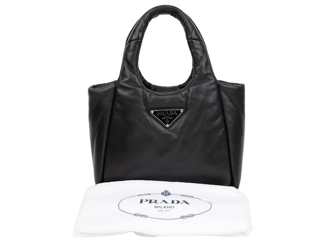 Prada Bolsa Tote de couro napa acolchoado macio preto