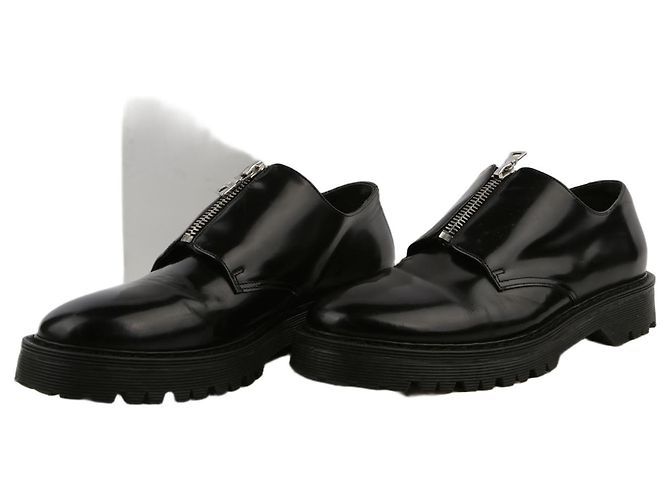 Sandro Schwarze Leder-Derby-Schuhe mit Reißverschluss
