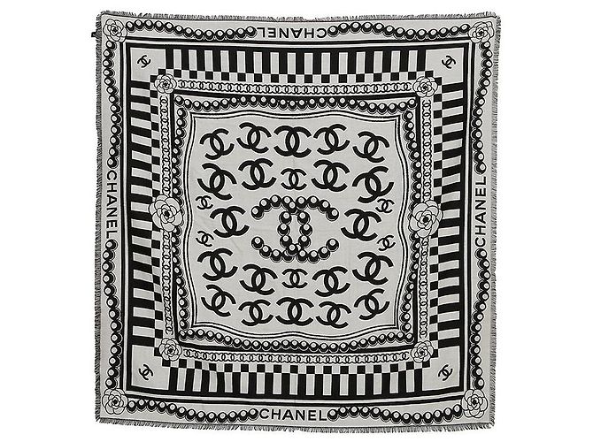 Chanel Sciarpa con logo CC Nero 