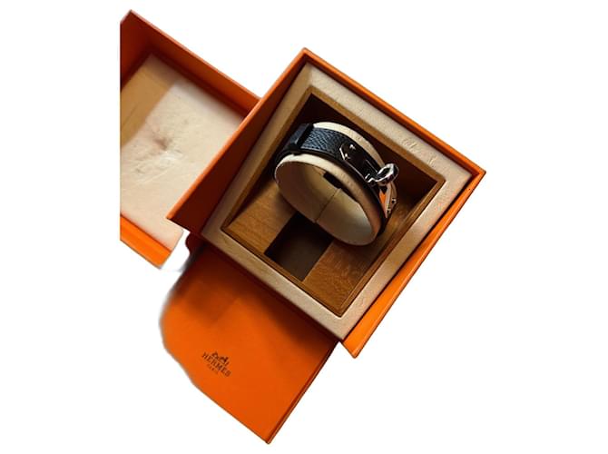 Bracelet Hermès en cuir noir et acier 