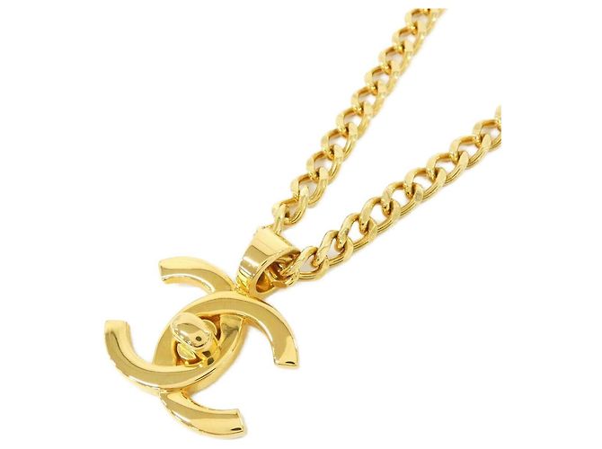 Collar Chanel dorado