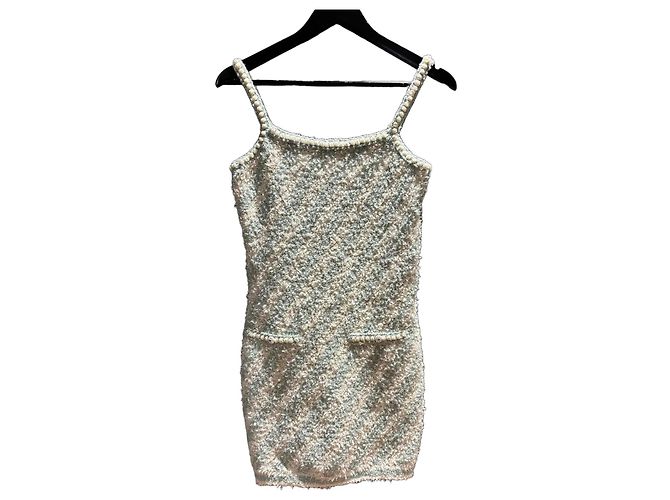 Chanel Vestido Mini de Tweed Verde y Blanco FR 36