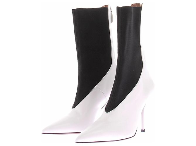Alaïa Spitze Lederstiefeletten Weiß