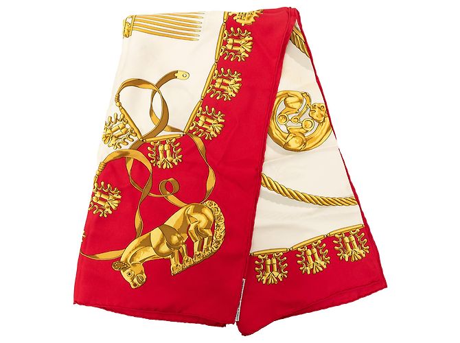 Lenço de seda Hermès Red Les Cavaliers d Or 90 Vermelho