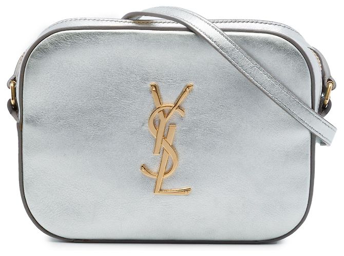 Bolso cámara Saint Laurent Classic Monogram en piel de becerro metalizada plateada Small Plata