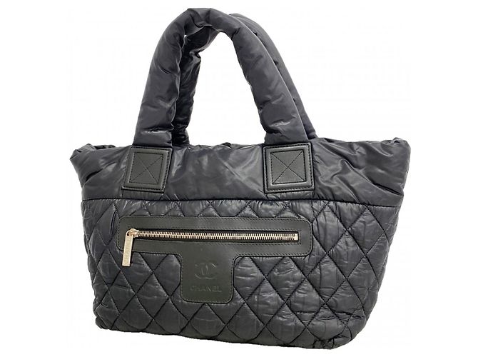 Bolsa Chanel Coco Cocoon Nylon Preto