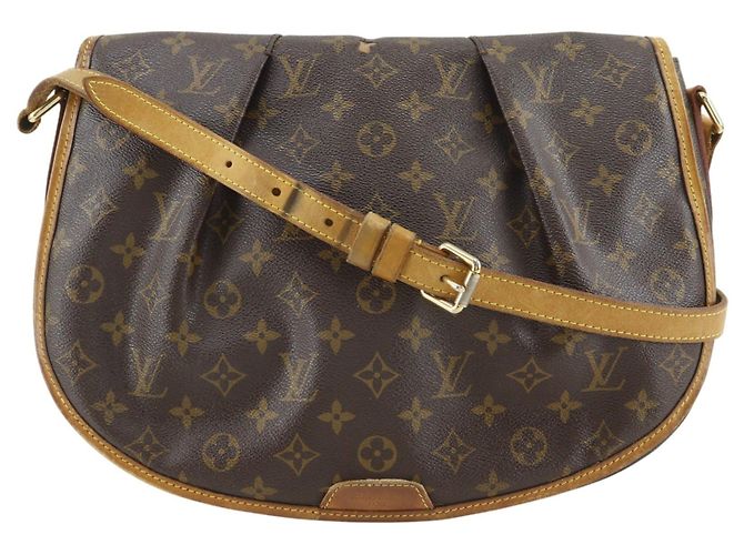Bolsa de Ombro Louis Vuitton Menilmontant Monogram Marrom