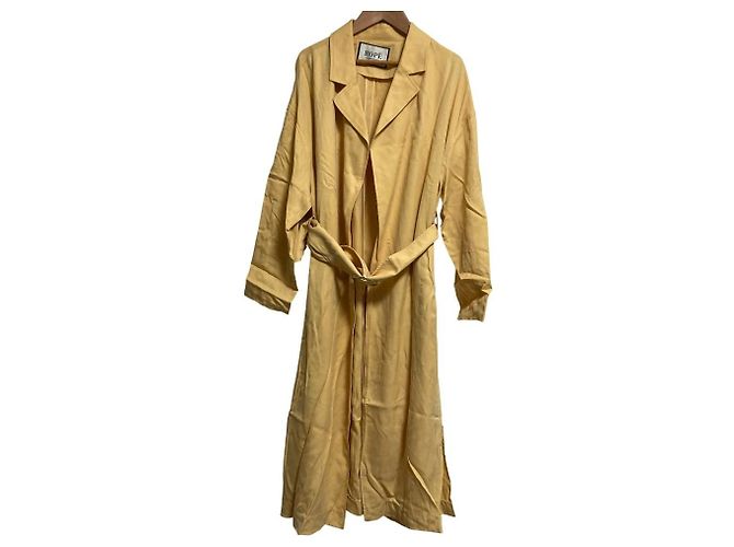 Autre Marque Abrigo ROPE' Amarillo