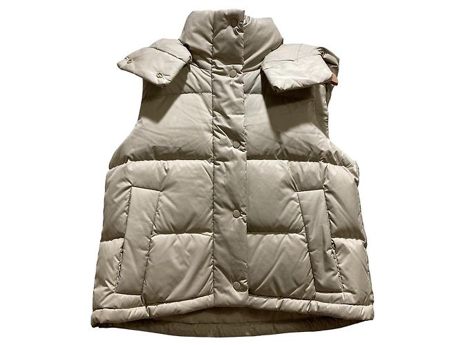 Autre Marque Lululemon Down Vest Beige