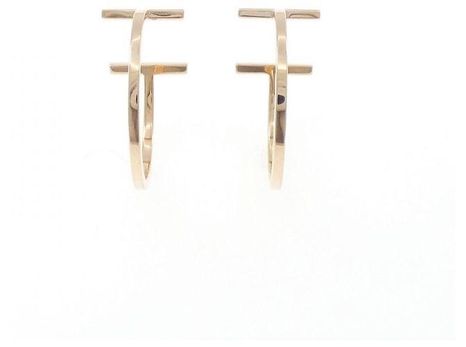 Orecchini a cerchio T Wire Medium di Tiffany & Co.