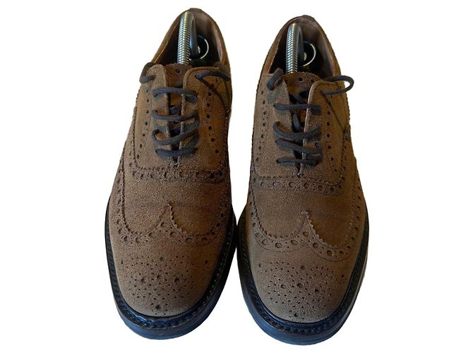 Church's Scarpe Stringate Brogue in Camoscio Marrone