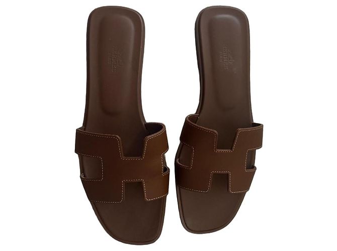 Hermès Oran Leder Sandalen Braun 40.5