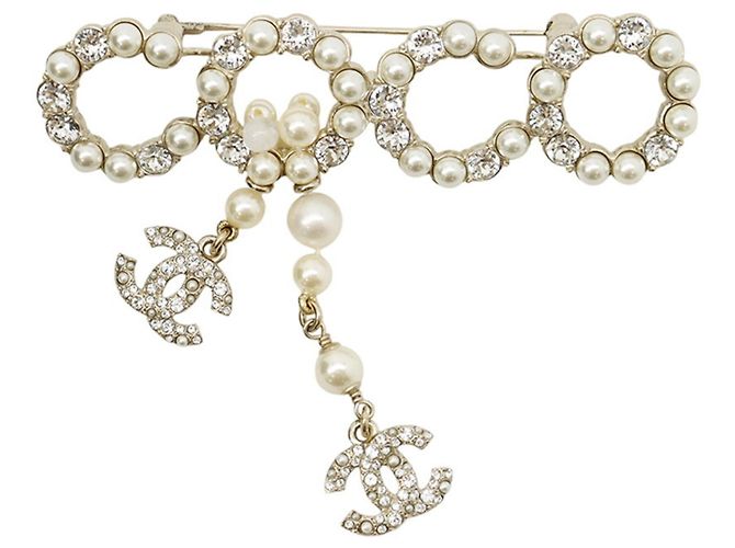 Chanel Brosche mit Coco-Logo Golden