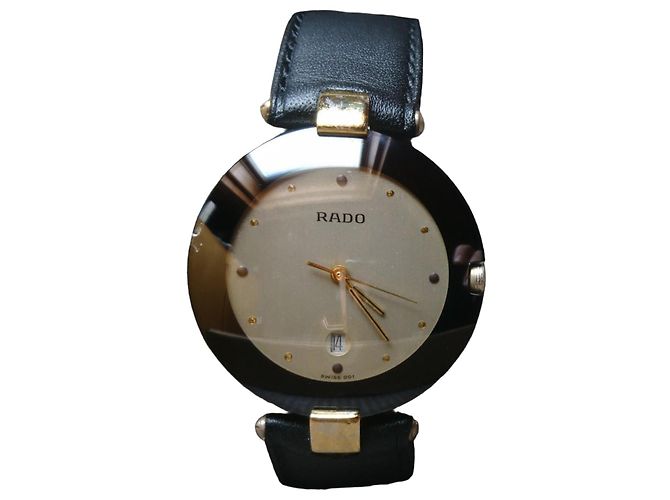 Autre Marque Montre Quartz Rado Coupole réf. 129.4075.4 Noir Doré