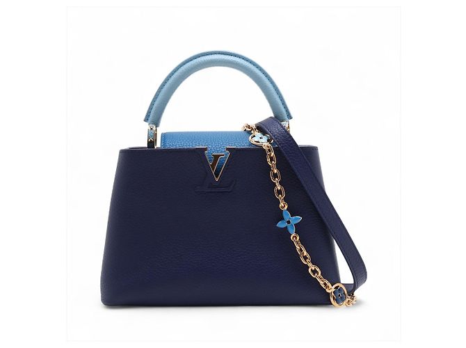 Louis Vuitton Bolsa Capucines BB em couro Taurillon azul