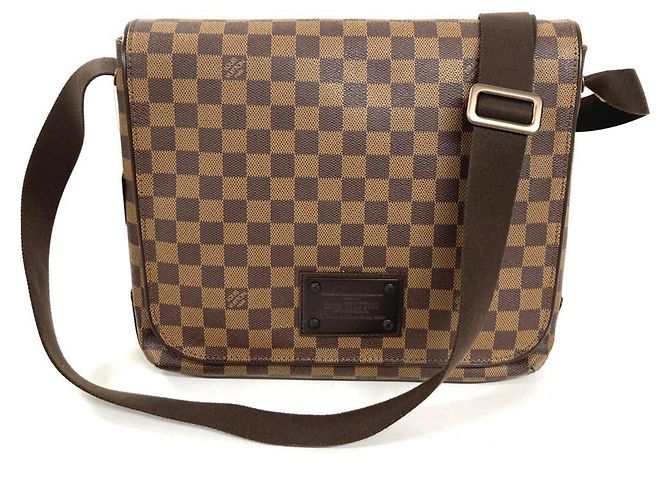 Louis Vuitton Brooklyn MM Shoulder Bag Damier ebene