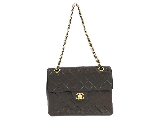 Bolsa de ombro Chanel em couro preto e marrom