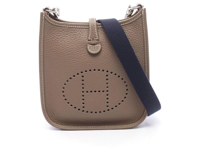 Hermès Bolsa de Ombro Hermes Evelyne TPM Marrom