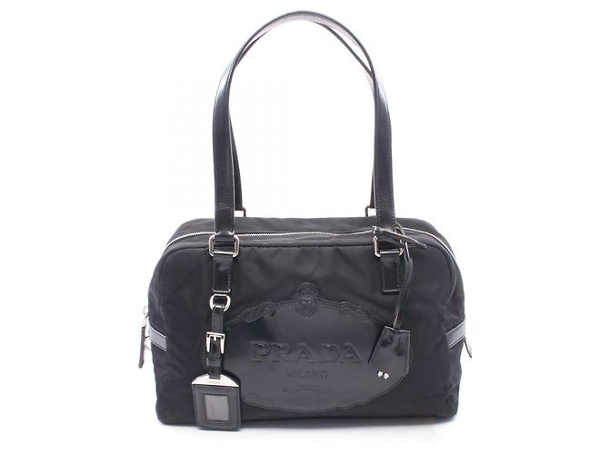 Borsa a tracolla in nylon nero e pelle Prada