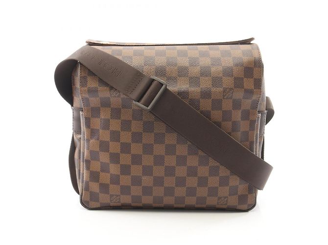 Bolsa de Ombro Louis Vuitton Naviglio Damier Ebene Marrom
