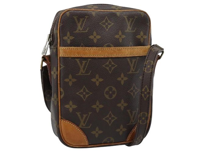 LOUIS VUITTON Bolsa de Ombro Monogram Danube M45266 LV Auth 191314 Monograma