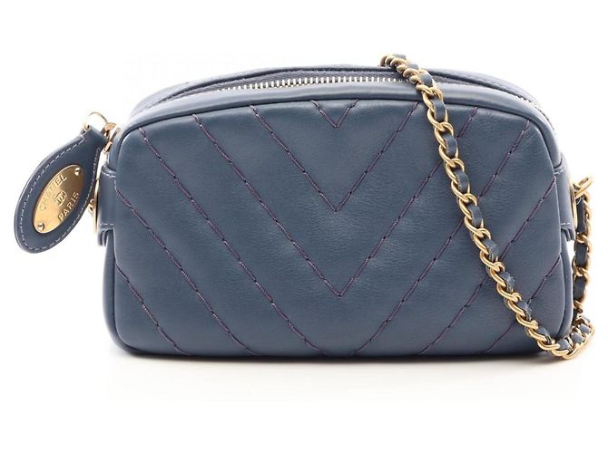 Bolsa de ombro Chanel em couro Chevron V-stitch Azul