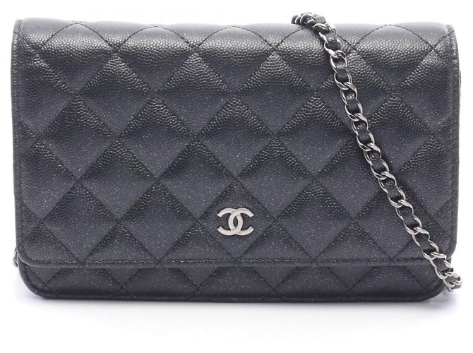 Chanel Matelassé Handtasche Black Schwarz