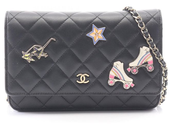 Borsa a tracolla Chanel Matelassé Icon Charm Nero