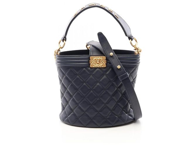 Sac à bandoulière 2-way Chanel Boy Bleu Marine