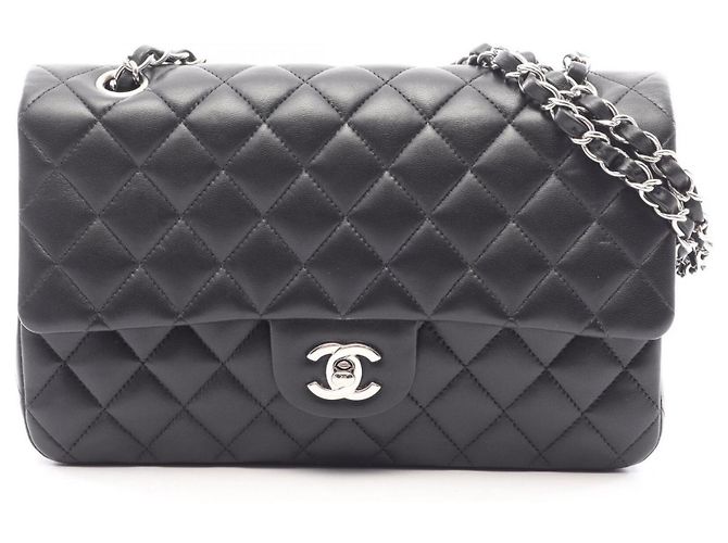 Classique Sac Chanel Matelassé Double Flap Noir